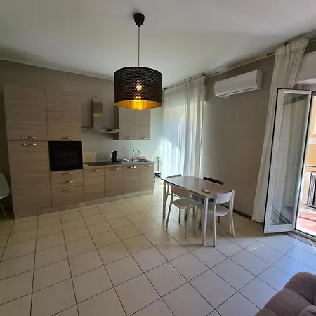 Appartement In Palazzo San Paolo With Balconies By Ml White House Genua