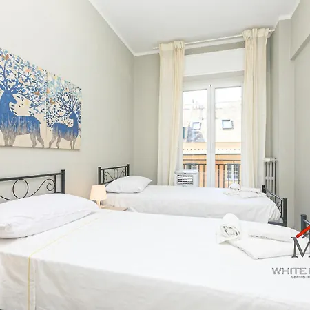 In Palazzo San Paolo With Balconies By Ml White House