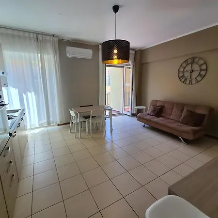 Appartement In Palazzo San Paolo With Balconies By Ml White House Genua