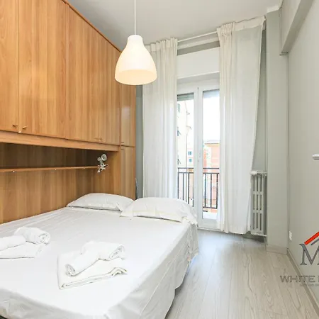 شقة In Palazzo San Paolo With Balconies By Ml White House جنوة